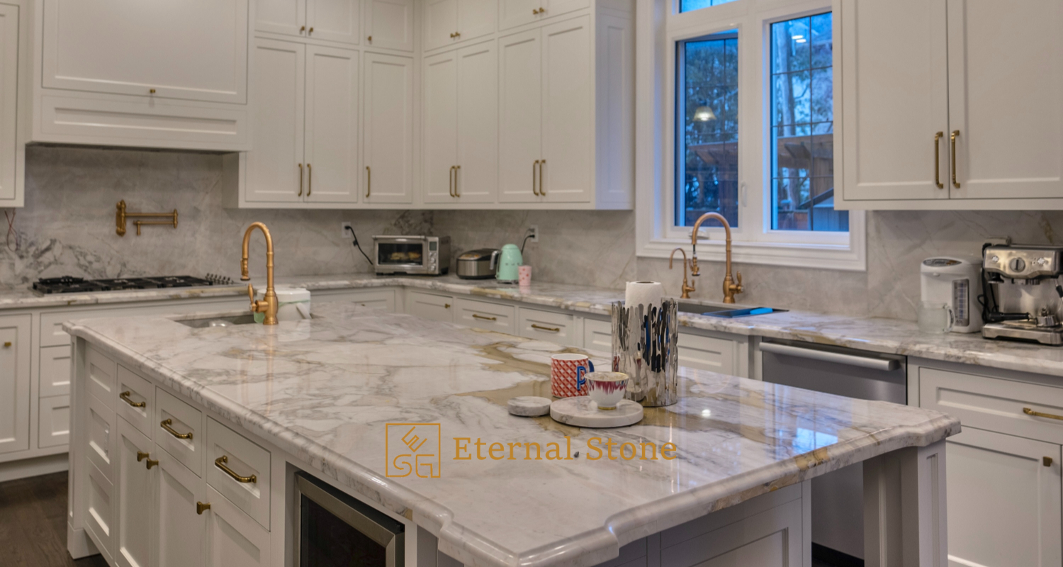 2309004RC-marble-ciot-macchia-oro-banner.jpg