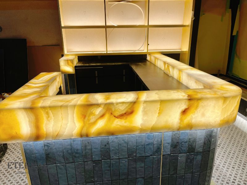 marble-olympia-tile-onyx-z11.jpg